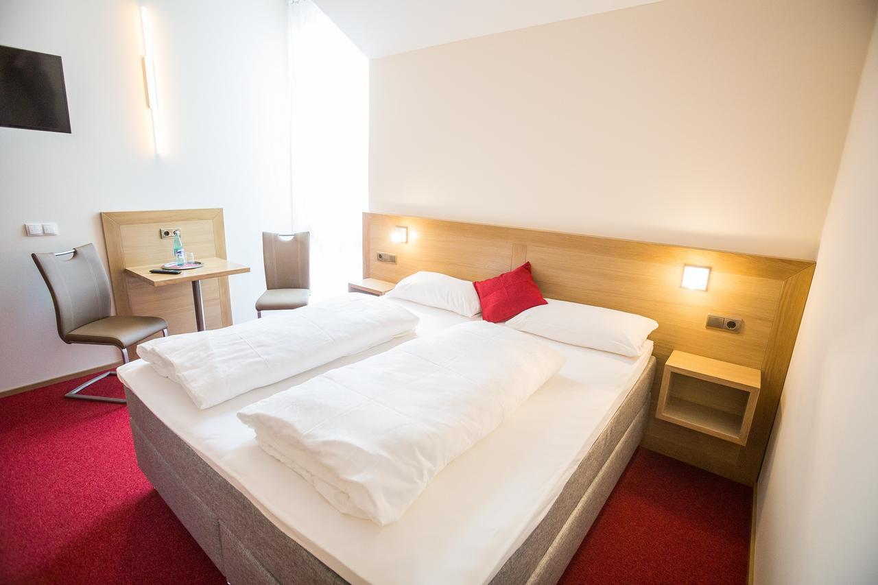 Weingut Blank Hotell Homburg  Eksteriør bilde